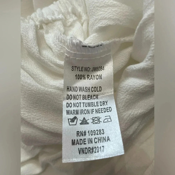 🌊 Ocean Drive Crocheted Designed Top - Picture 7 of 7